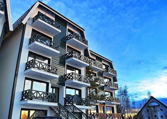 Four Seasons Апартаменты