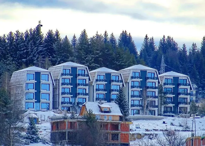 Four Seasons Апартаменты *